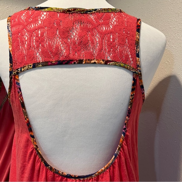 GIMMICKS BY BKE tank top size small cotton lace embellished back cutout - Picture 6 of 12